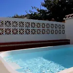 Casa Zuloaga Holidays Piscina Y Playa Nerja
