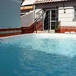 Casa Zuloaga Holidays Piscina Y Playa Nerja