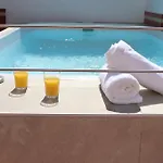 Casa Zuloaga Holidays Piscina Y Playa Nerja
