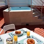 Casa Zuloaga Holidays Piscina Y Playa Nerja