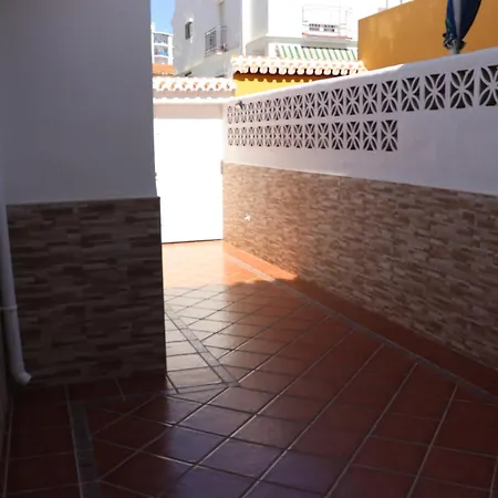 Feriehus Casa Zuloaga Holidays Piscina Y Playa *