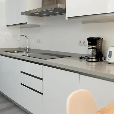 Casa Zuloaga Holidays Piscina Y Playa Nerja