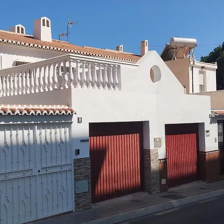 Casa Zuloaga Holidays Piscina Y Playa