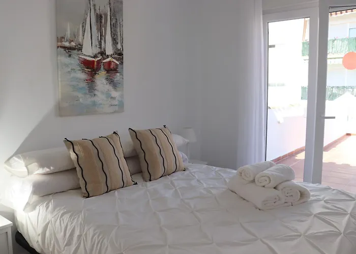 Casa Zuloaga Holidays Piscina Y Playa