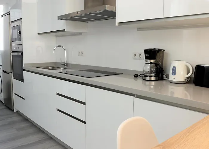 Casa Zuloaga Holidays Piscina Y Playa Nerja