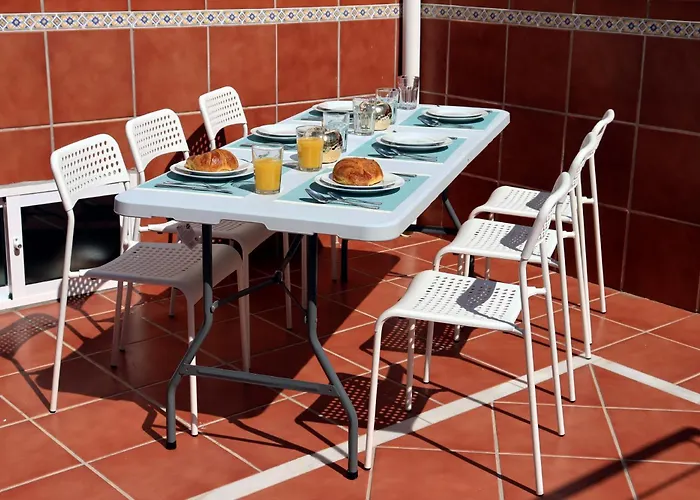 度假居 Casa Zuloaga Holidays Piscina Y Playa 内尔哈