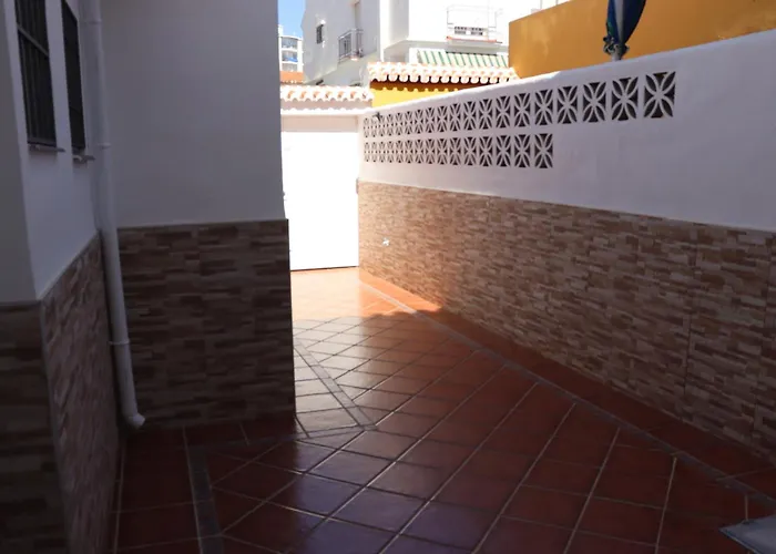 度假居 Casa Zuloaga Holidays Piscina Y Playa *