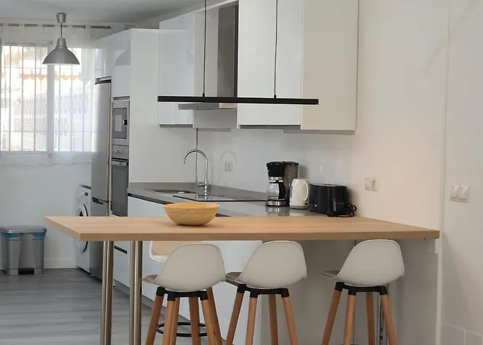 بيت للعطل Casa Zuloaga Holidays Piscina Y Playa نيرخا