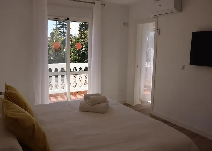 Casa Zuloaga Holidays Piscina Y Playa